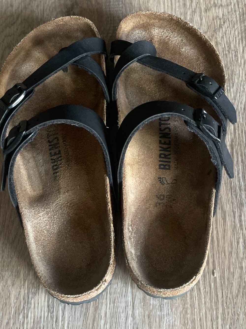 Birkenstocks Mayari Sandals(Black)